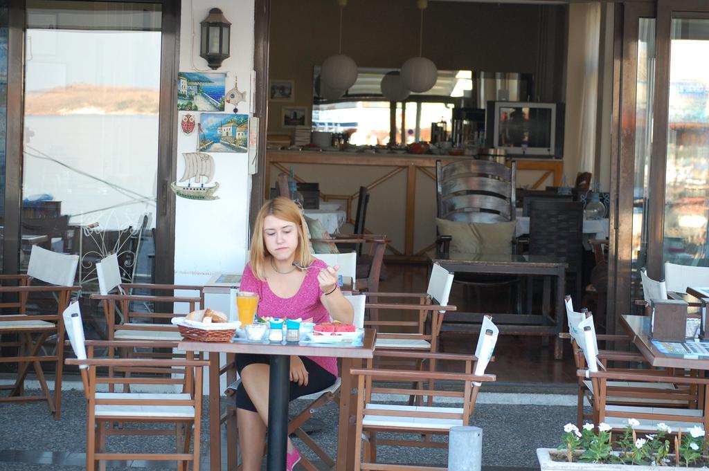 Villa Dedem Hotel Foca Exterior photo