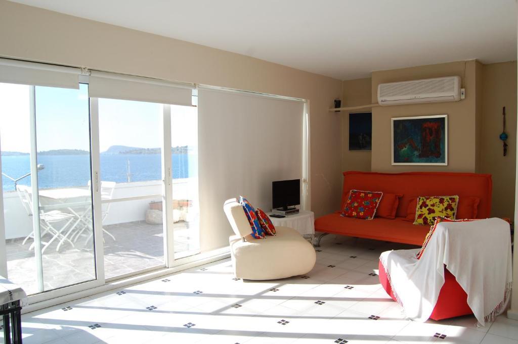 Villa Dedem Hotel Foca Room photo